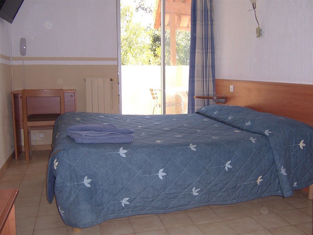Hotel La Voile Bormes-les-Mimosas Exteriör bild